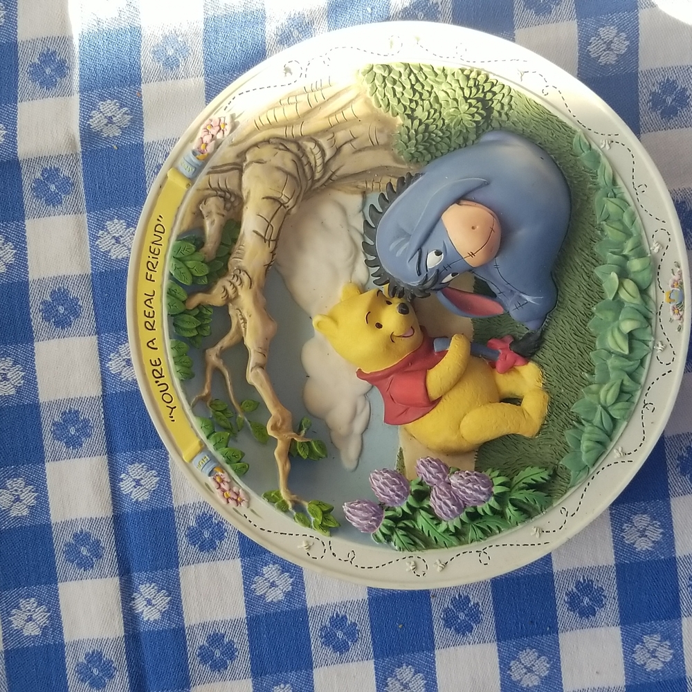 Limited Edition Disney Wall Plate: Winnie the Pooh via 1995: Youre a Real Friend